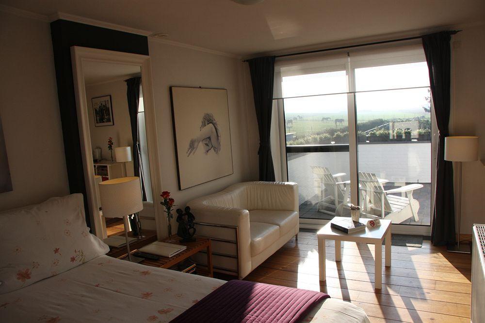 B&B Montenakerhof Riemst Eksteriør billede