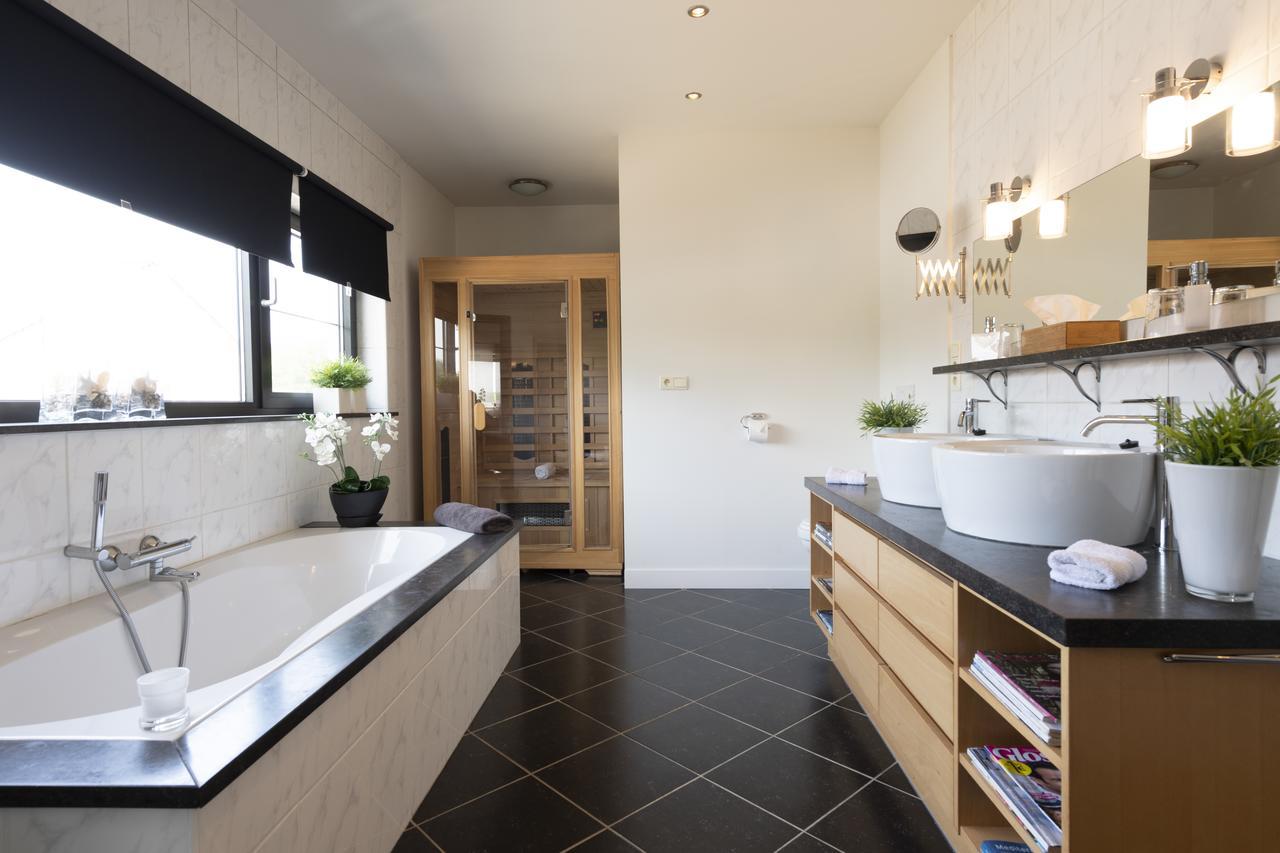 B&B Montenakerhof Riemst Eksteriør billede