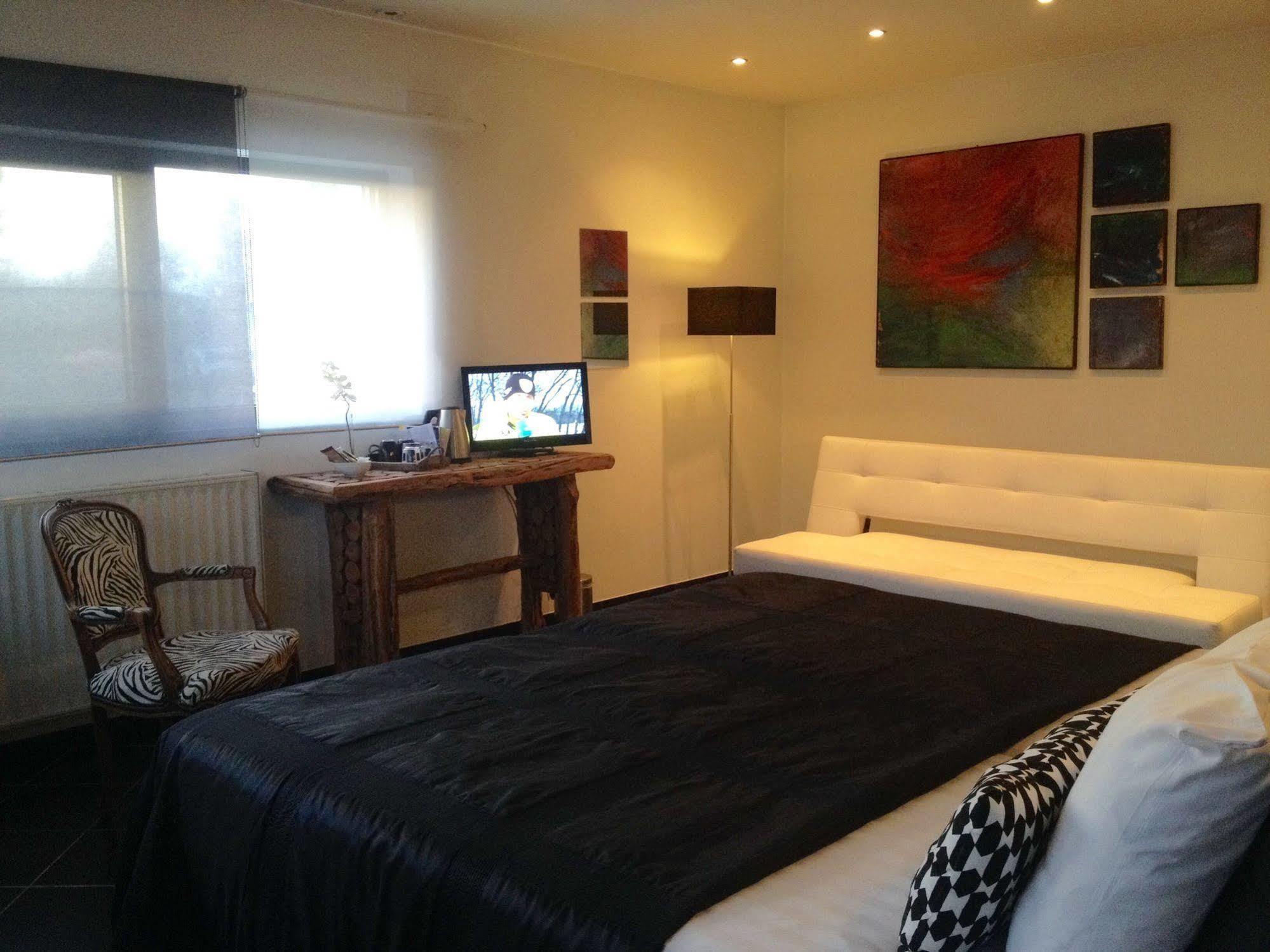 B&B Montenakerhof Riemst Eksteriør billede